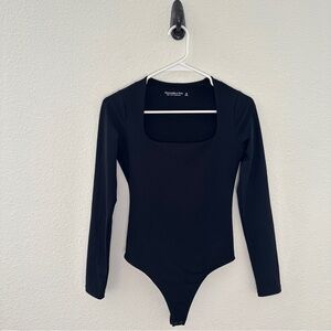 Abercrombie & Fitch Black‎ Square Neck Bodysuit - Minimalist Clean Girl - XS